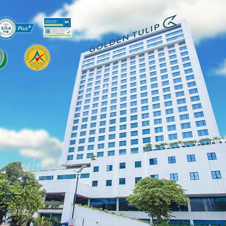 Golden Tulip Sovereign Hotel Banguecoque Exterior foto