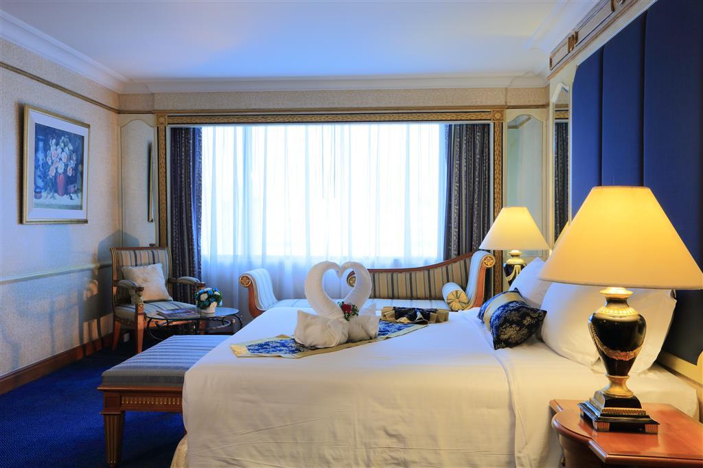 Golden Tulip Sovereign Hotel Banguecoque Quarto foto